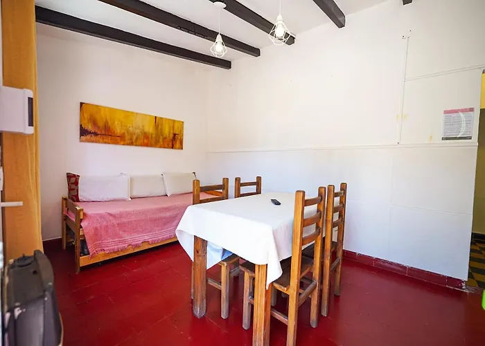 Complejo Puertas Rosas